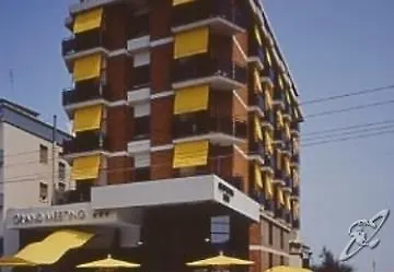 Ξενοδοχείο Grand Meeting