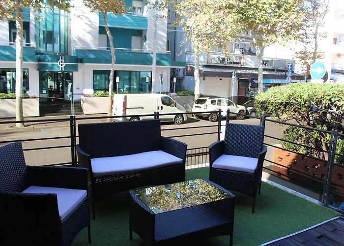 מלון Grand Meeting 3*